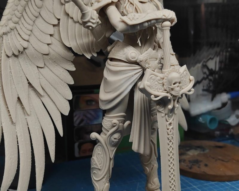 custom action figures factory-custom pvs VS resin figures.